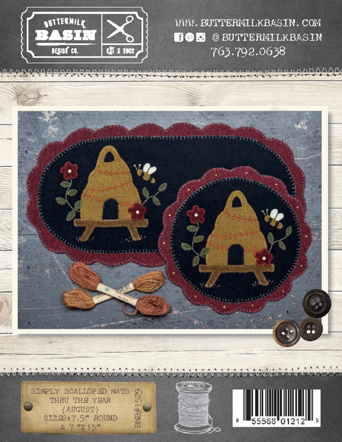 Simply Scalloped Mats Thru the Year August Pattern