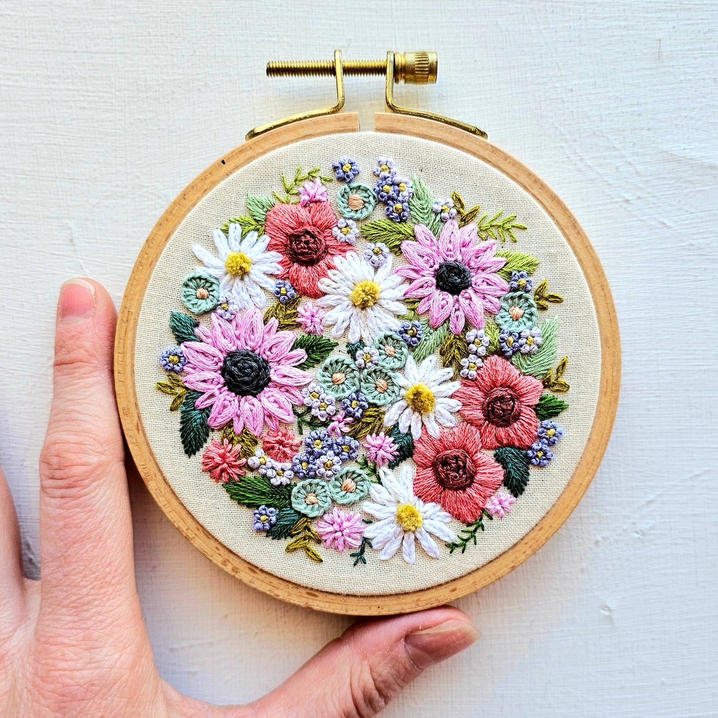 Wildflower Sampler Embroidery Craft Kit
